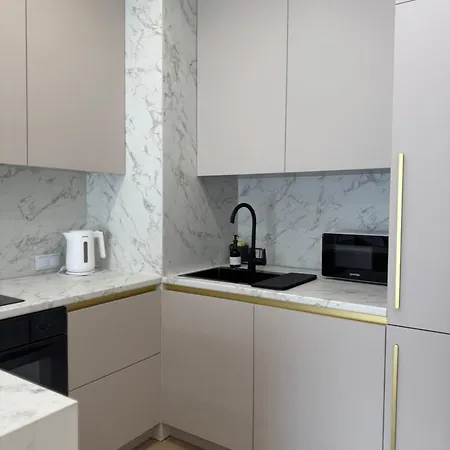 V1 Mm Komfortowe Naprzeciwko Centrum Handlowego Westfield Mokotow, Blisko Lotniska Chopina