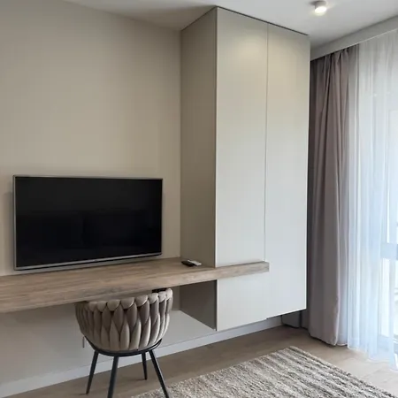 V1 Mm Komfortowe Naprzeciwko Centrum Handlowego Westfield Mokotow, Blisko Lotniska Chopina Apartment Warsaw